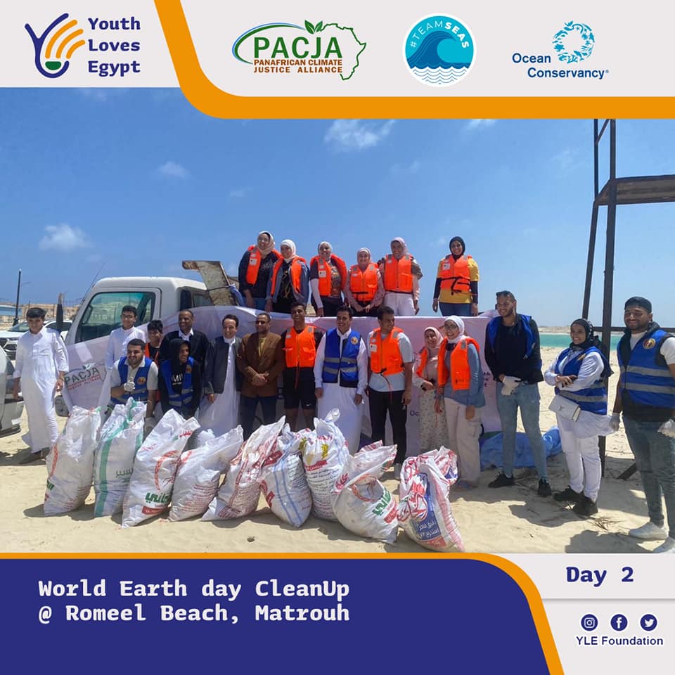 In celebration of World Earth Day YLE  organizes a clean up campaign in Matrouh Governorate