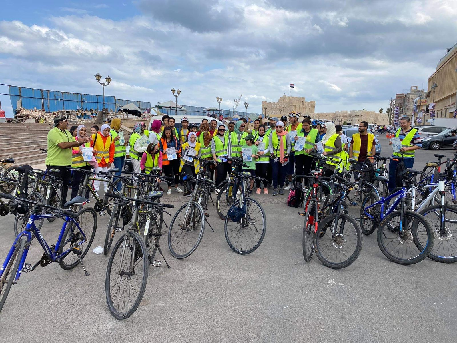 The Youth Love Egypt (YLE) Foundation organized a cycle marathon in  Alexandria 